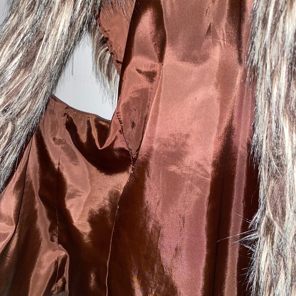 INC Faux Fur vest - Picture 5 of 8